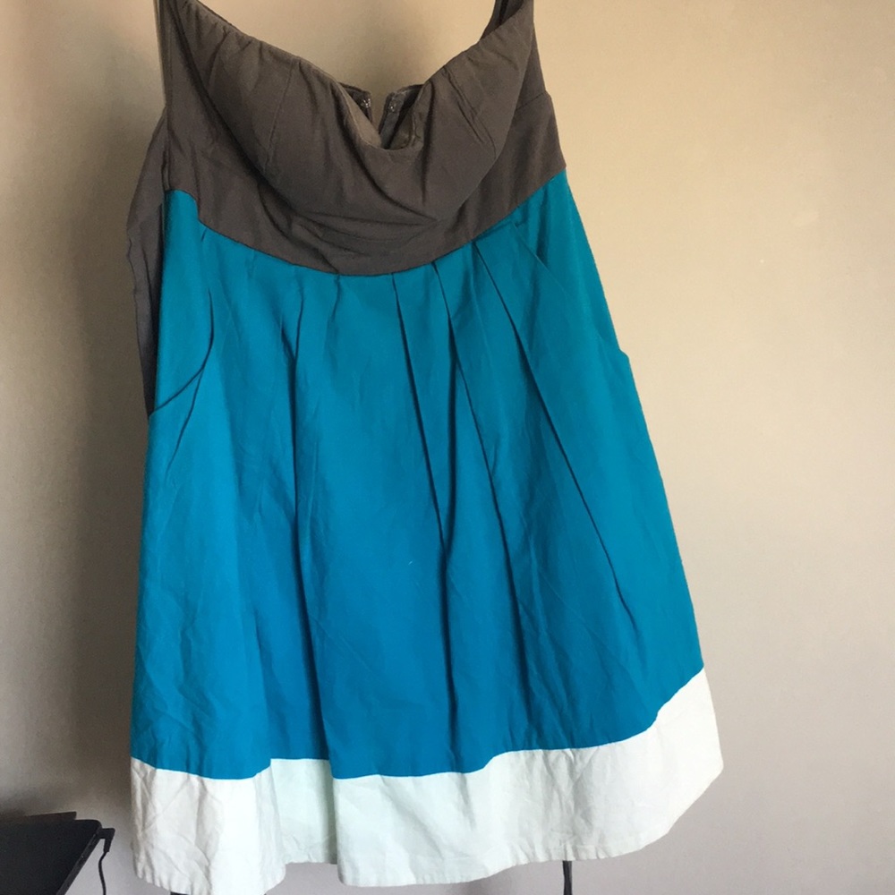 Strapless dress